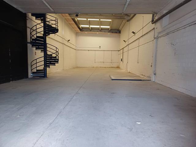 Nave industrial en Alquiler en Igollo