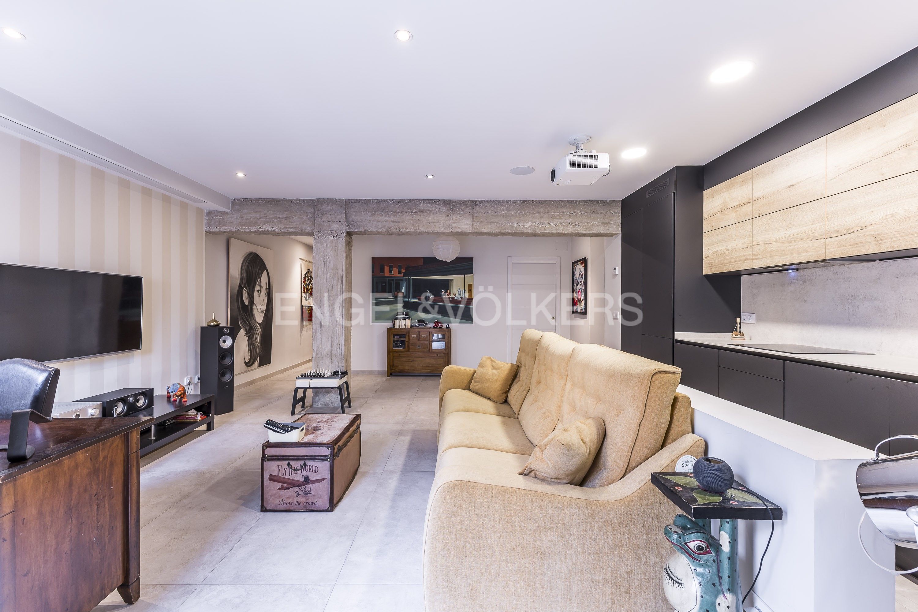 Apartment for sale in  Madrid Capital  with Air Conditioner, Heating and Private garden