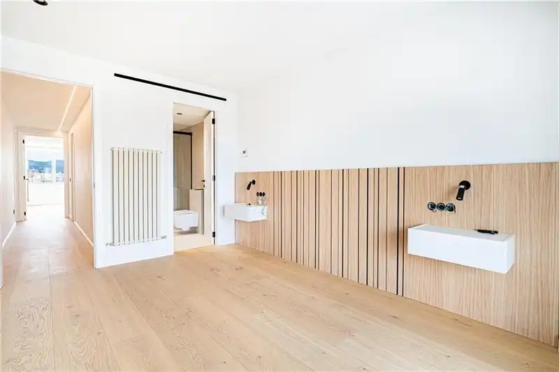 Baño de Piso en venta en  Palma de Mallorca con Aire acondicionado, Calefacción y Terraza