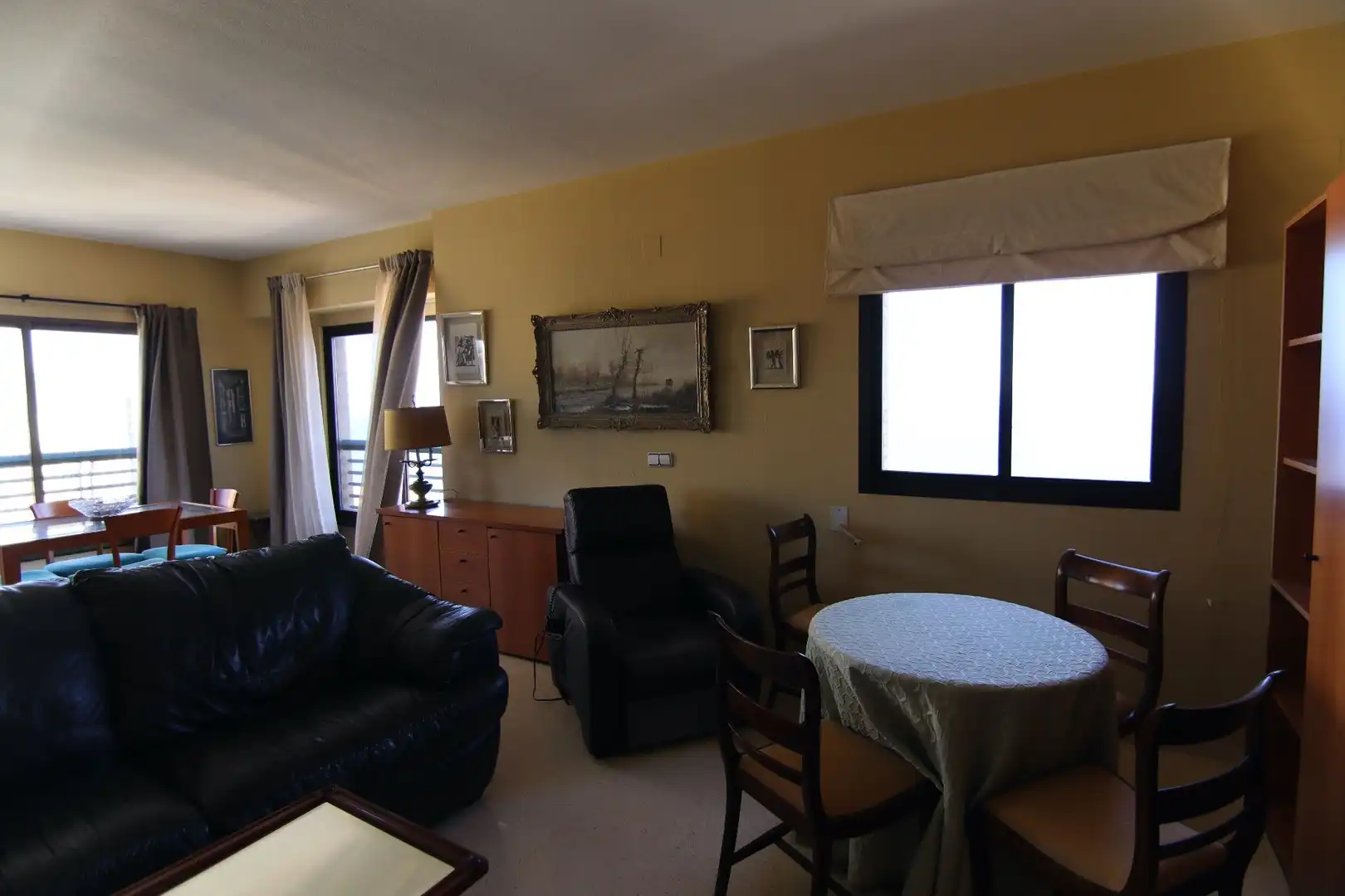 Sala de estar de Piso en venta en Benidorm con Aire acondicionado, Terraza y Amueblado
