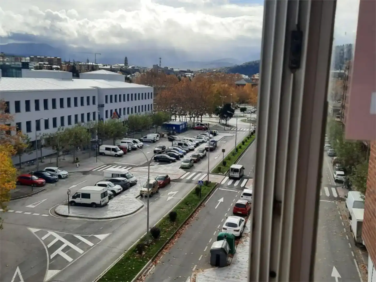 Aparcament de Pis en venda en Ponferrada amb Parquet, Traster i Moblat