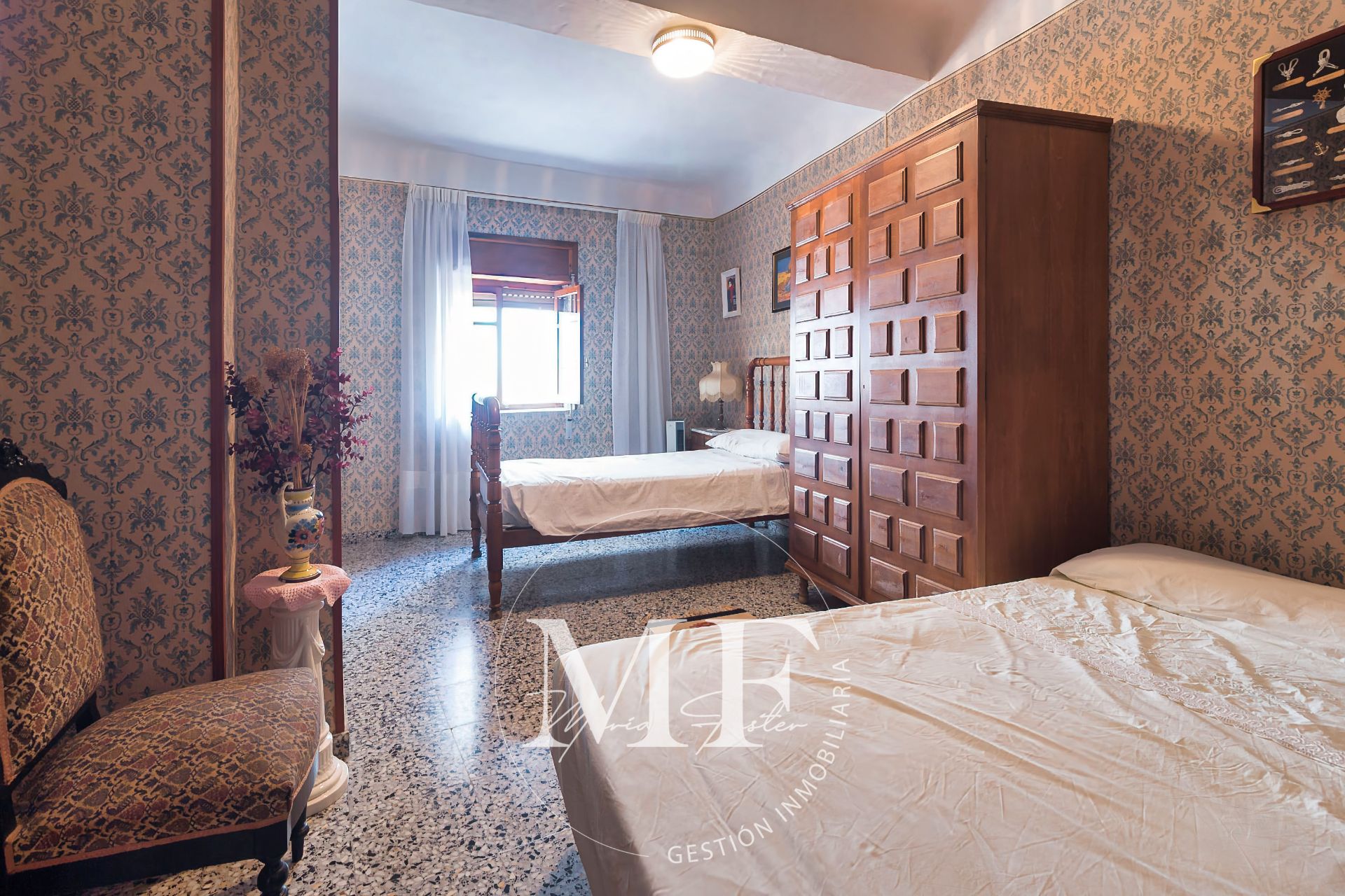 Habitación de Casa adosada en venta en Sella con Calefacción, Terraza y Trastero