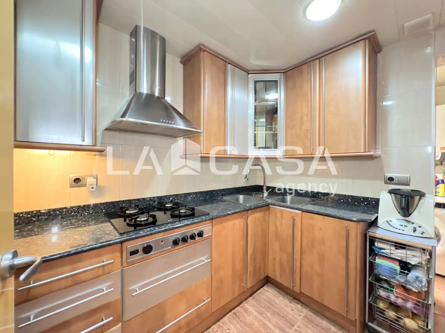 Kitchen of Flat for sale in Badalona  with Heating and Balcony