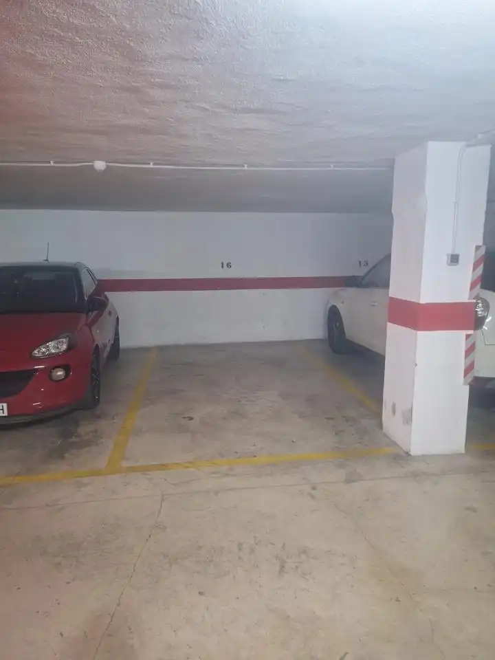 Aparcament de Dúplex en venda en Valencia amb Aire condicionat i Terrassa