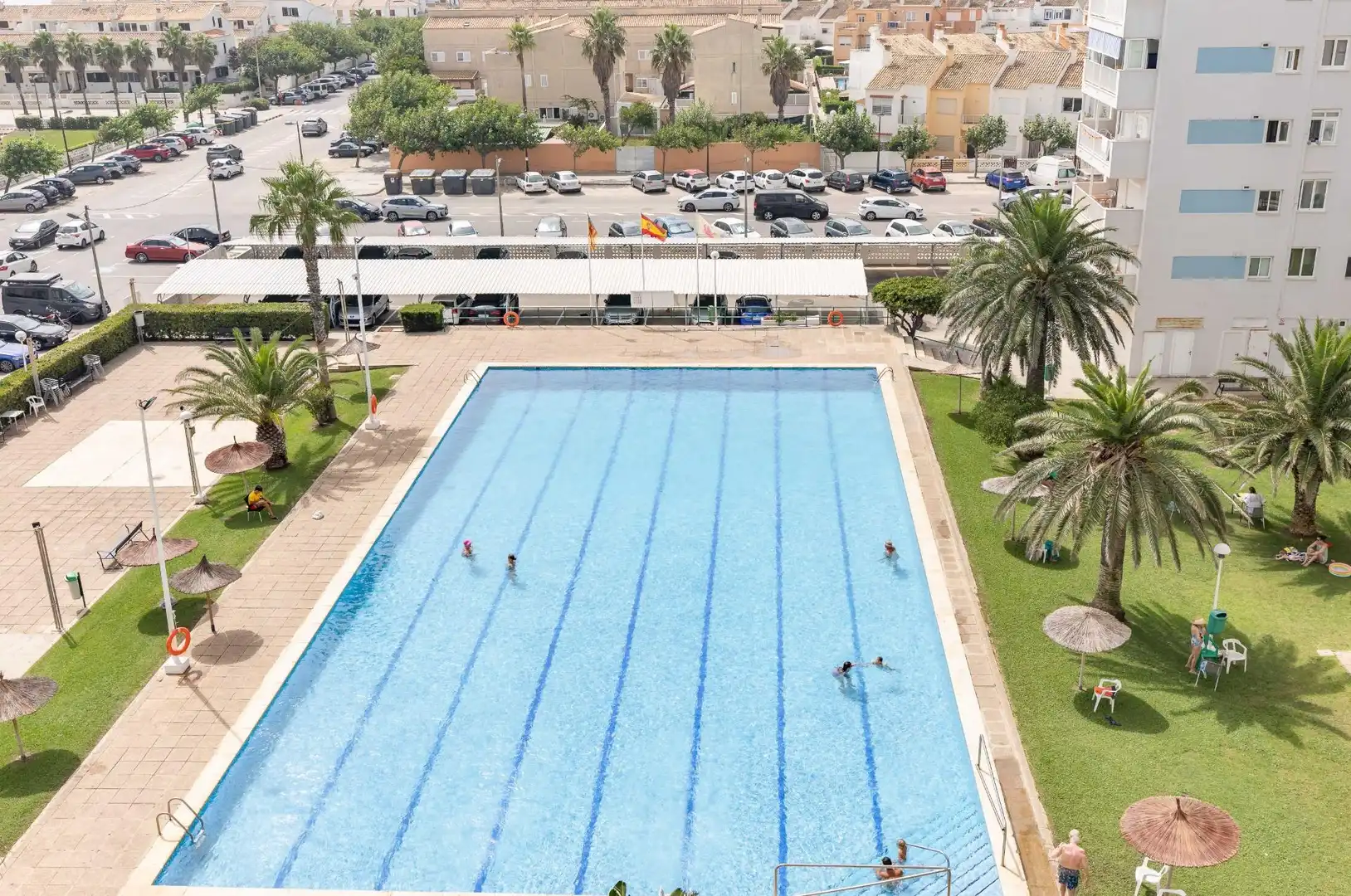 Piscina de Apartamento en venta en Valencia con Jardín privado y Piscina comunitaria