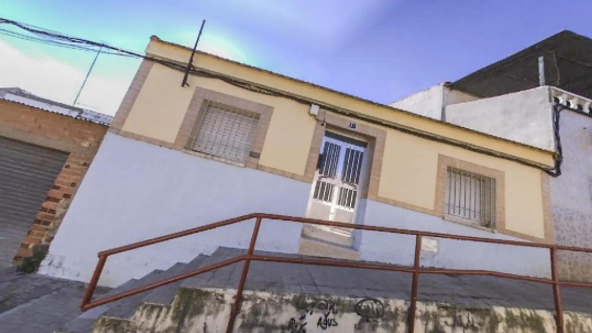 Houses for sale in C/ San Froilán , Las Mercedes - El Carmen