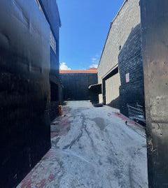 Foto 5 von Fabrikhallen zum Verkauf in Els Merinals, Sabadell