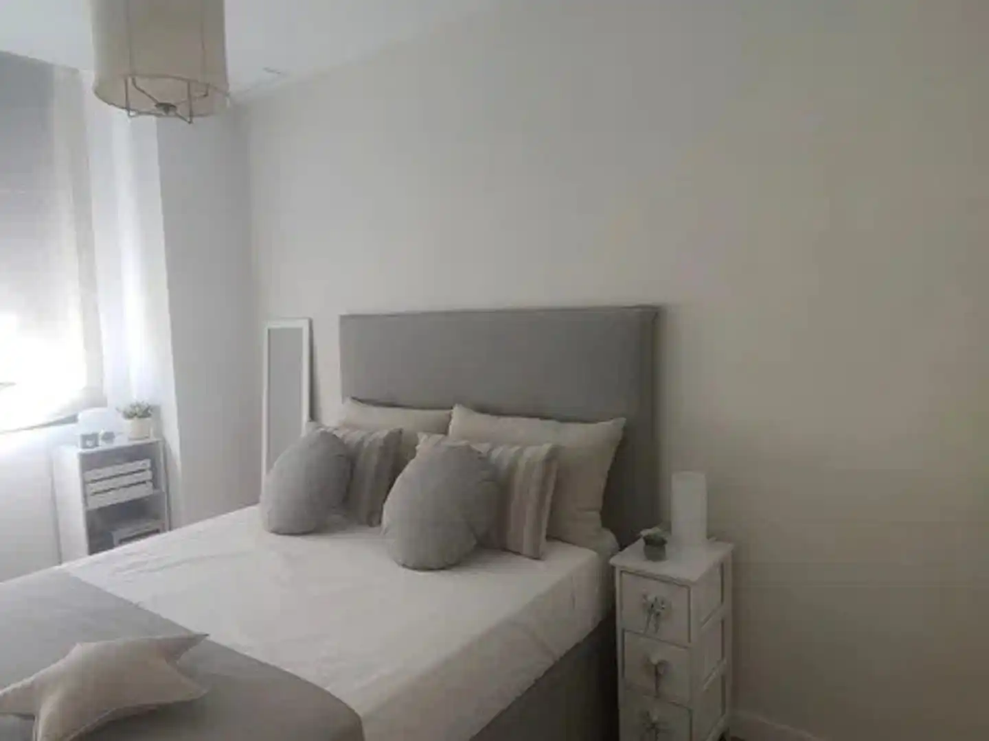 Habitación de Ático en venta en Torrent con Terraza, Trastero y Piscina