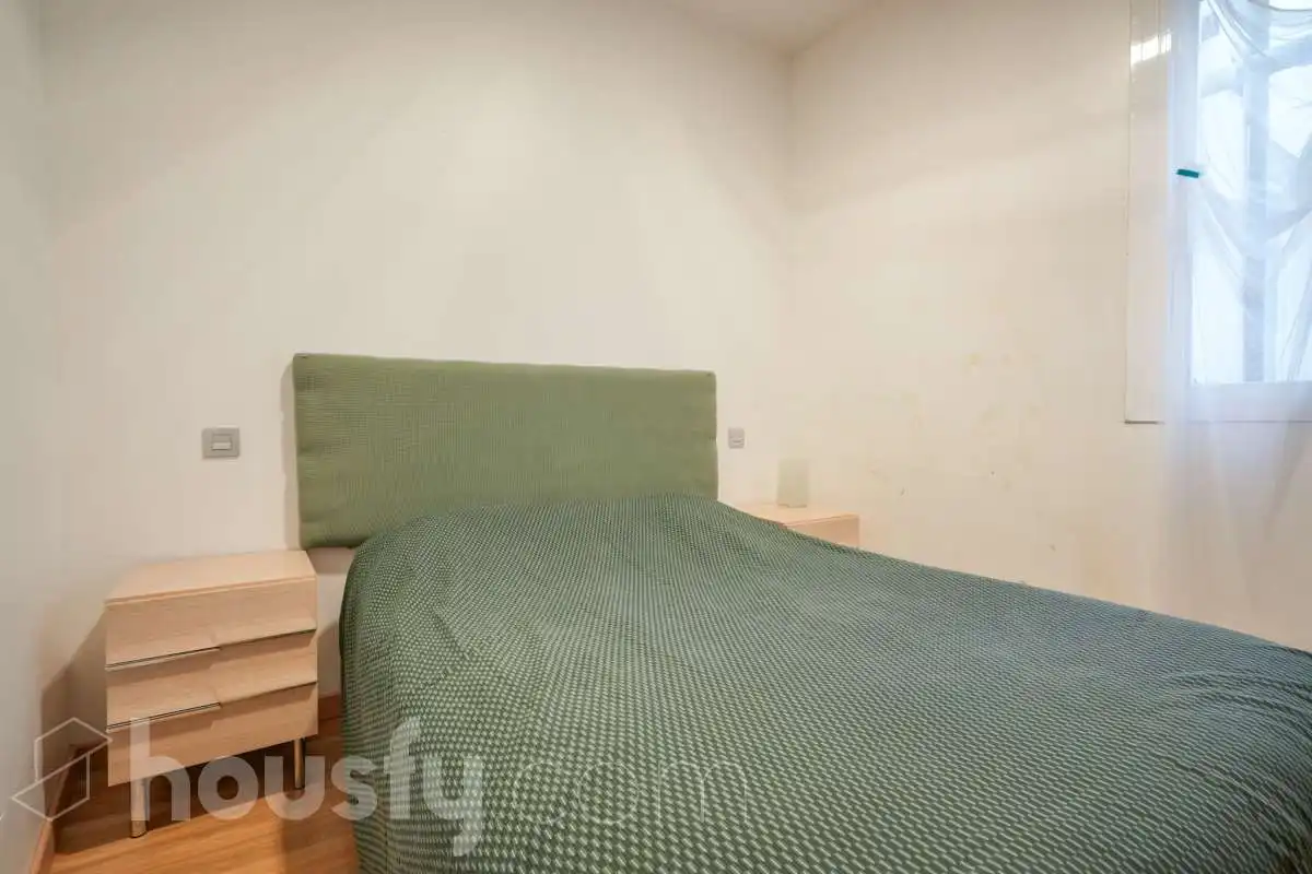 Bedroom of Flat for sale in Madrid  with Heating