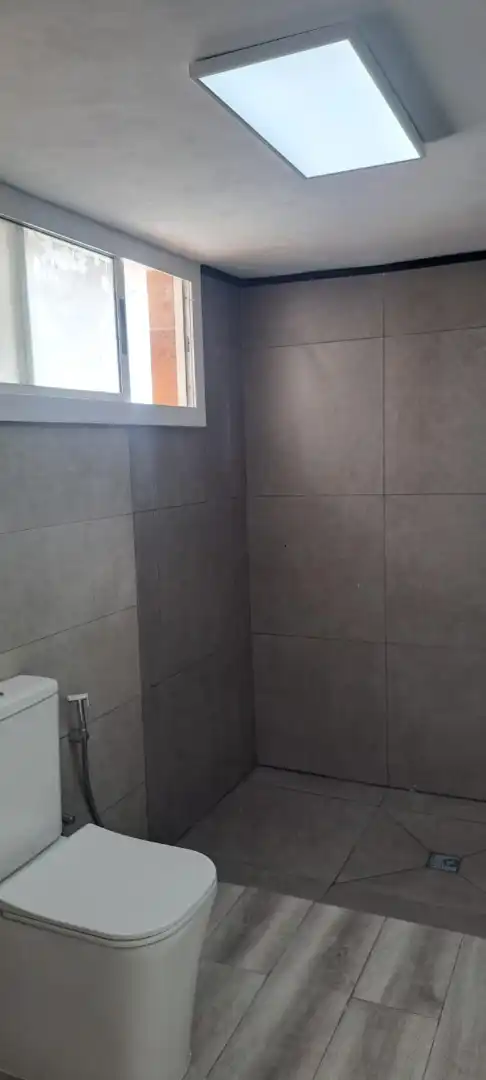 Badezimmer von Wohnung zum Verkauf in El Rosario mit Parkett, Terrasse und Ofen