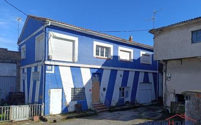 Vista exterior de Casa adosada en venda en Bárcena de Cicero amb Terrassa