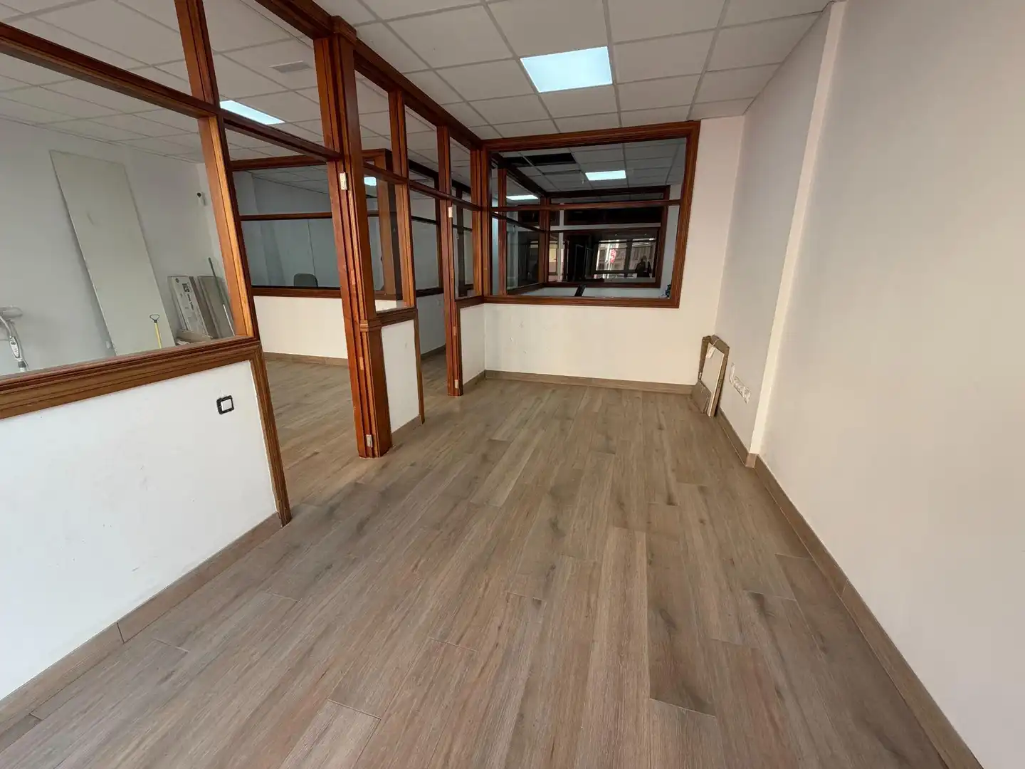 Oficina de lloguer en Telde