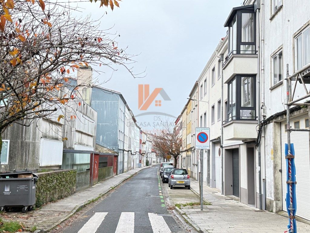 Exterior view of Flat for sale in Santiago de Compostela 
