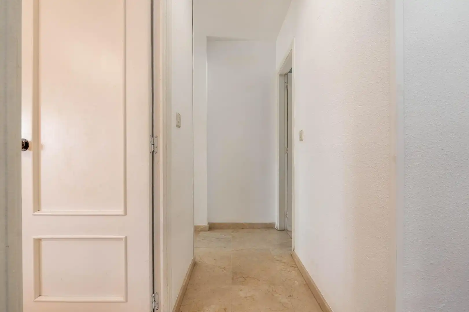 Haus oder Chalet zum Verkauf in Almuñécar mit Privatgarten, Terrasse und Balkon