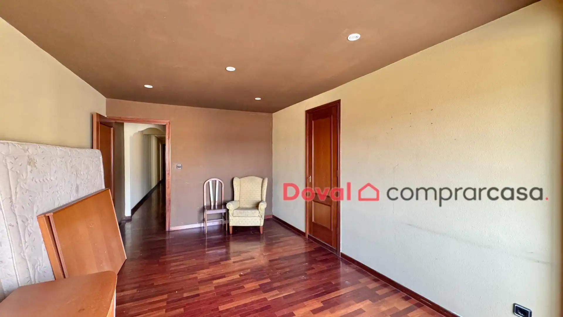 Flat for sale in Vigo   with Parquet flooring