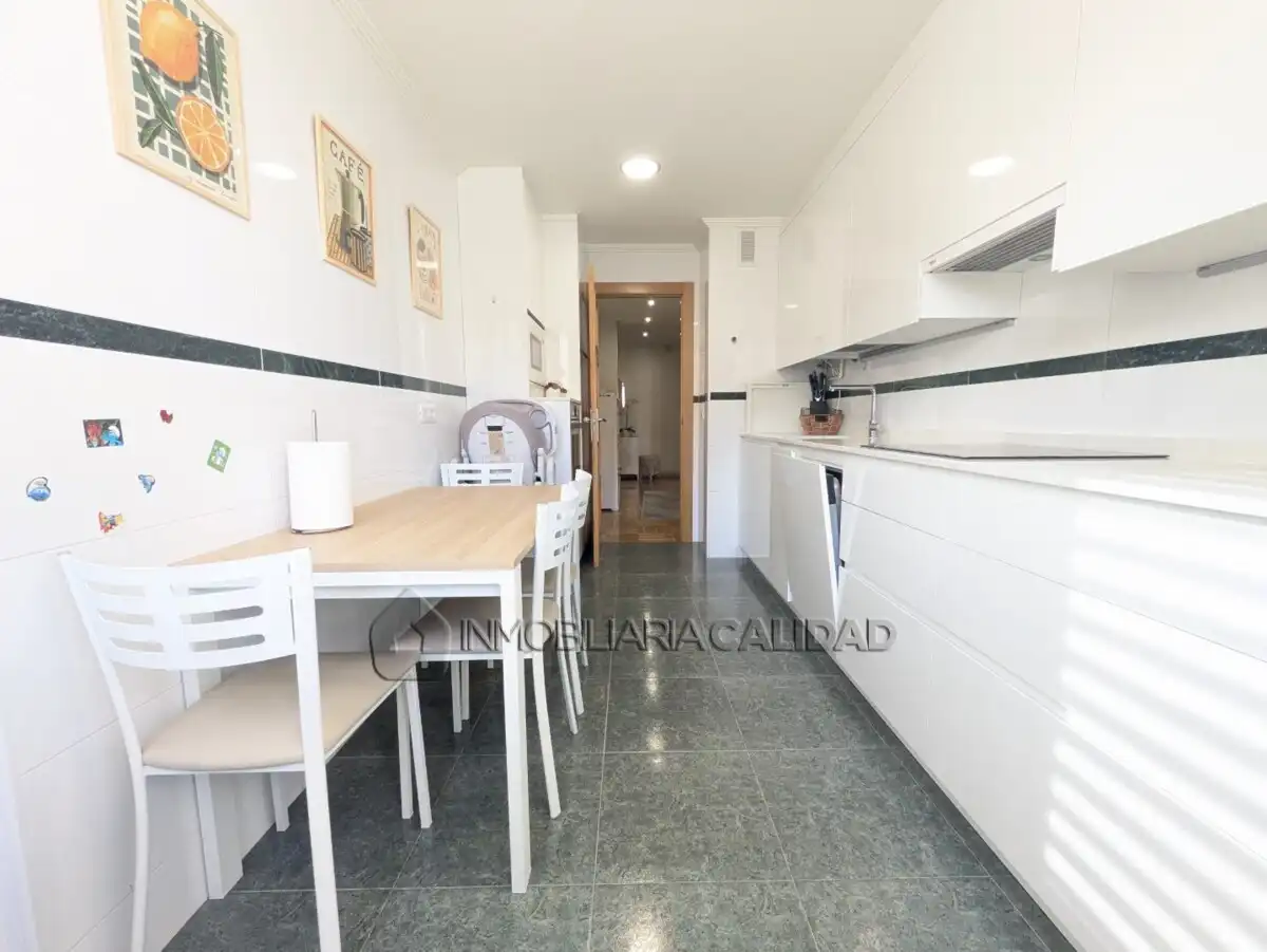 Flat with lift for sale in Capiscol - Gamonal, imagen 2