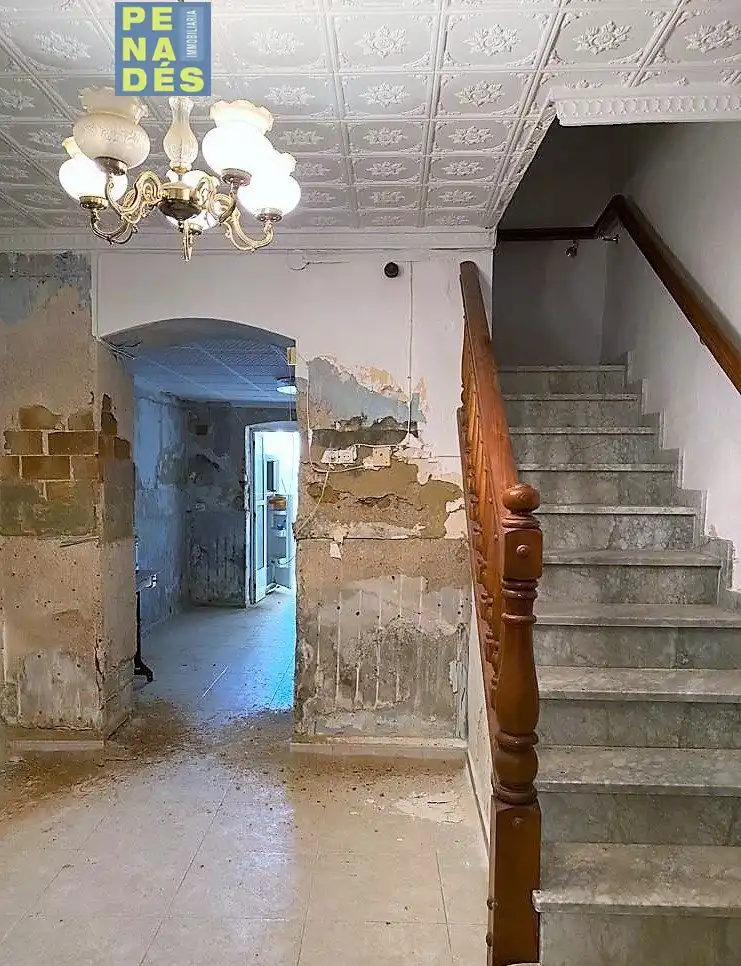 Casa con terraza en venta en Agullent