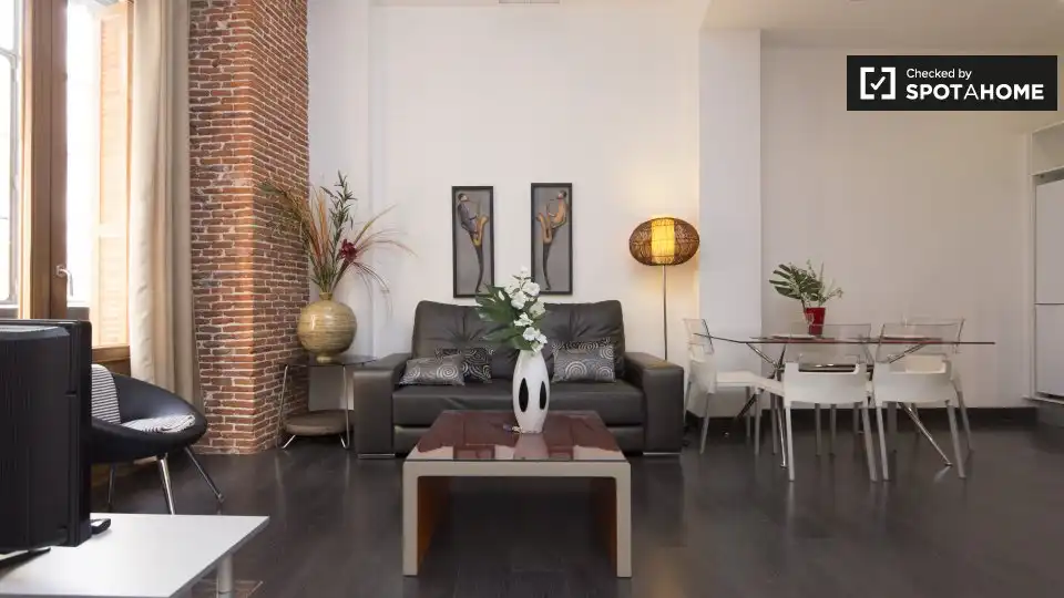 Appartamento con terrazza in affitto a Centro, imagen 2
