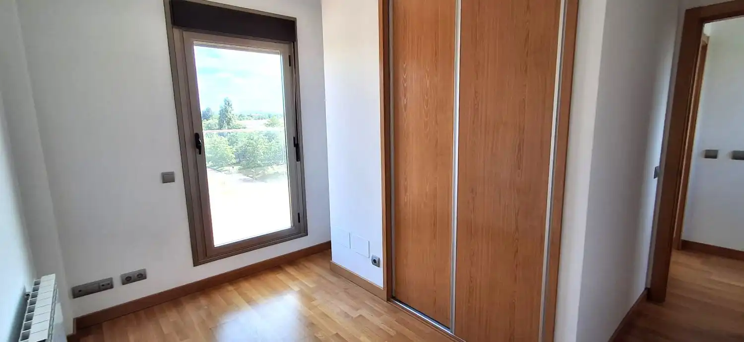 Dormitori de Dúplex en venda en Valladolid amb Calefacció, Parquet i Terrassa