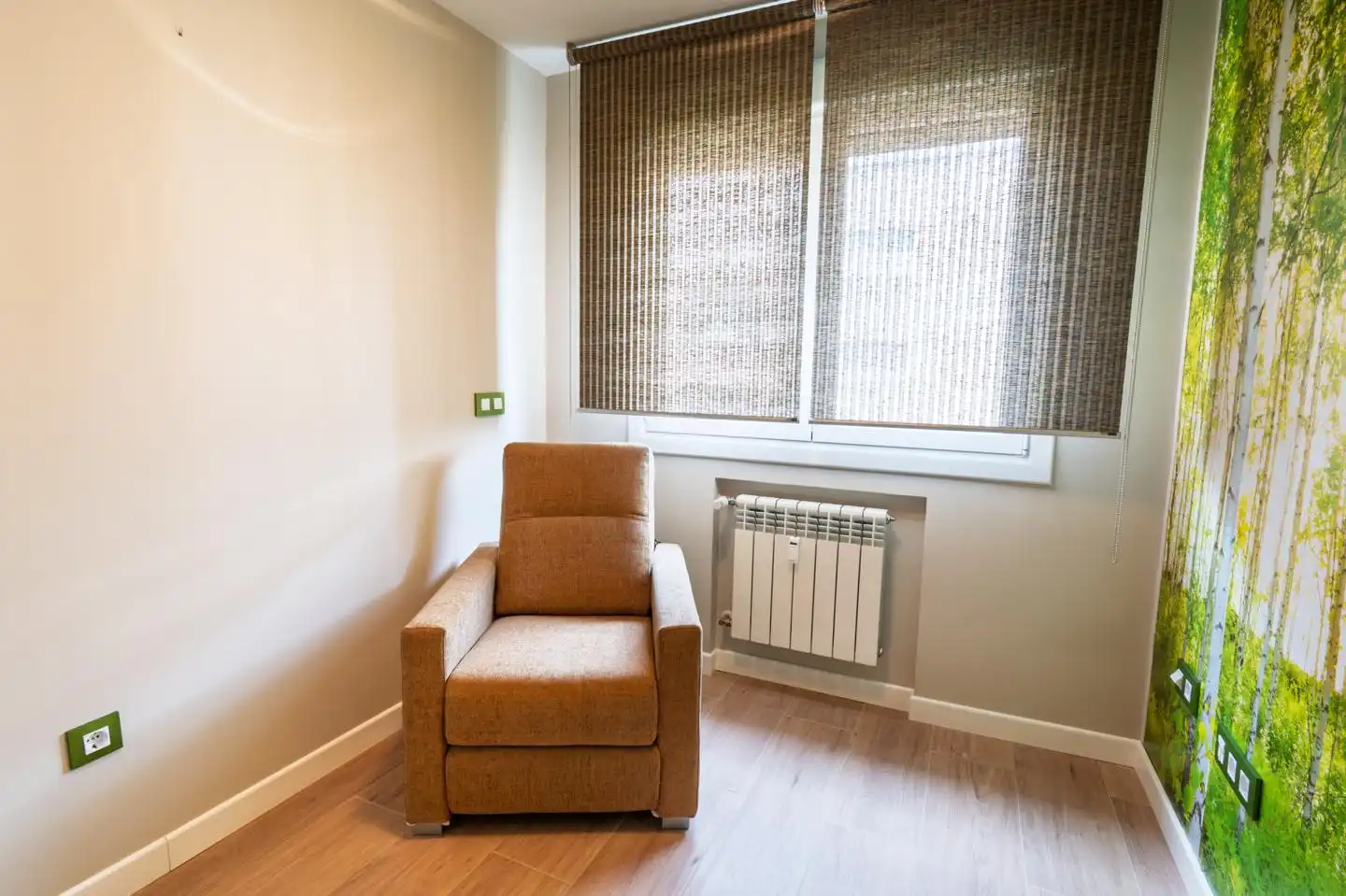 Sala d'estar de Pis en venda en  Pamplona / Iruña amb Calefacció, Parquet i Moblat