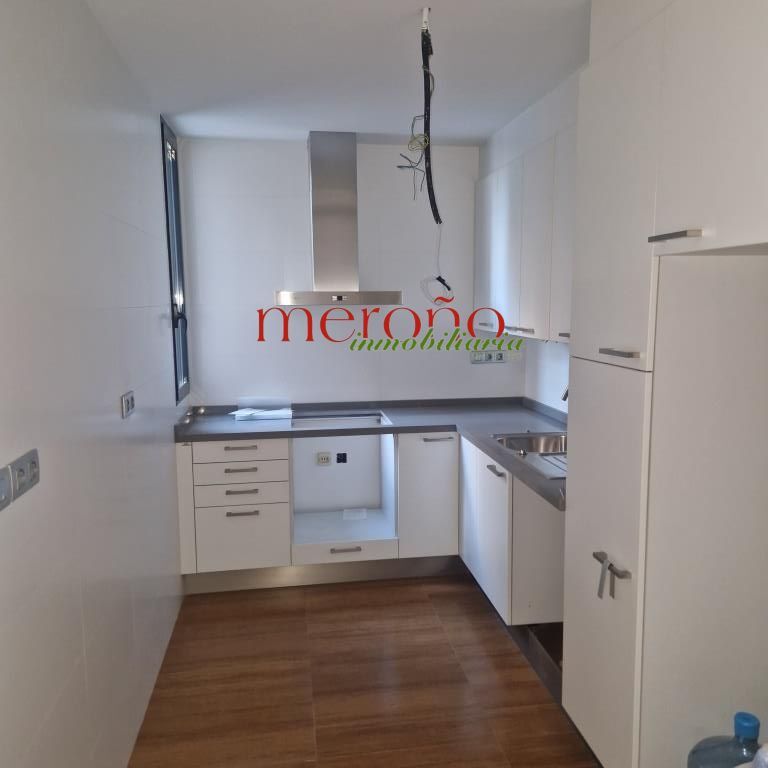Kitchen of Flat for sale in Elche / Elx  with Parquet flooring