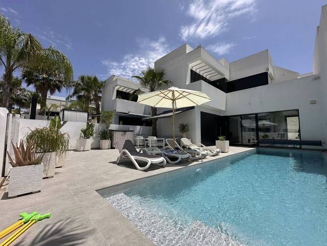 Casa-chalet en Alquiler en San Fulgencio