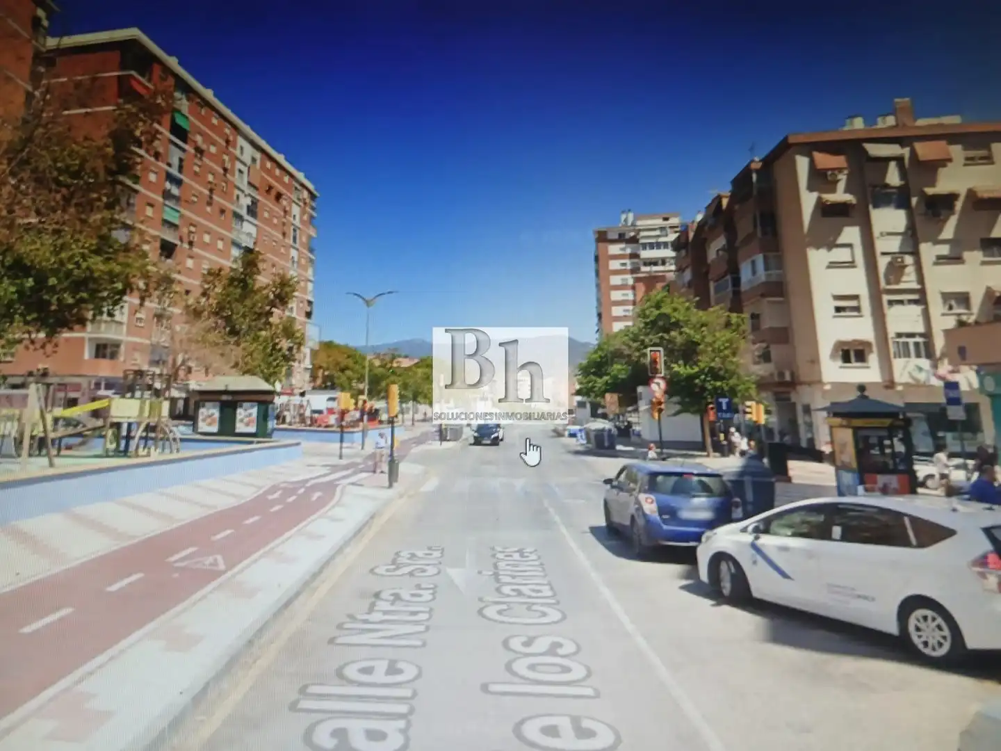 Flat for sale in Calle MIRAPETUNIAS, Parque Victoria Eugenia, Bailén - Miraflores, Málaga Capital