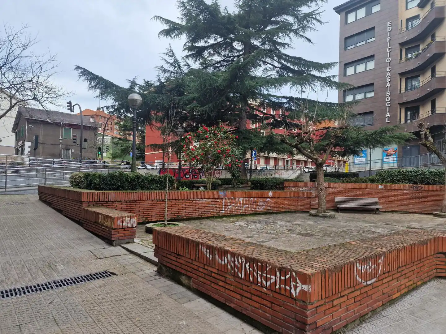 Local commercial à vendre à Valle de Trápaga-Trapagaran, imagen 2