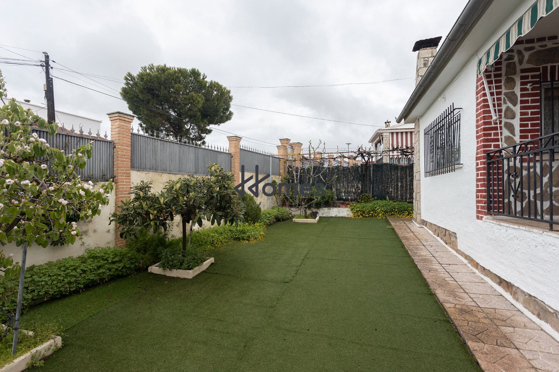 Jardí de Casa o xalet en venda en Santa Cruz del Retamar amb Calefacció, Piscina i Moblat