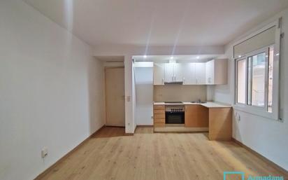 Kitchen of Flat for sale in  Barcelona Capital  with Parquet flooring and Oven