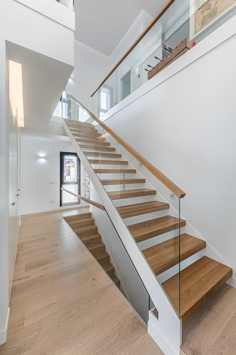 House or chalet for sale in  Madrid Capital  with Air Conditioner, Heating and Private garden