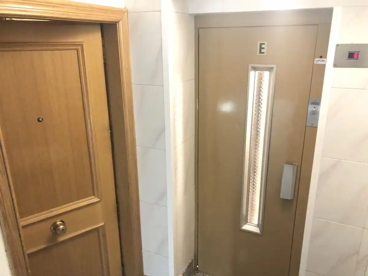 Oficina amb ascensor en venda a Navarra, imagen 6