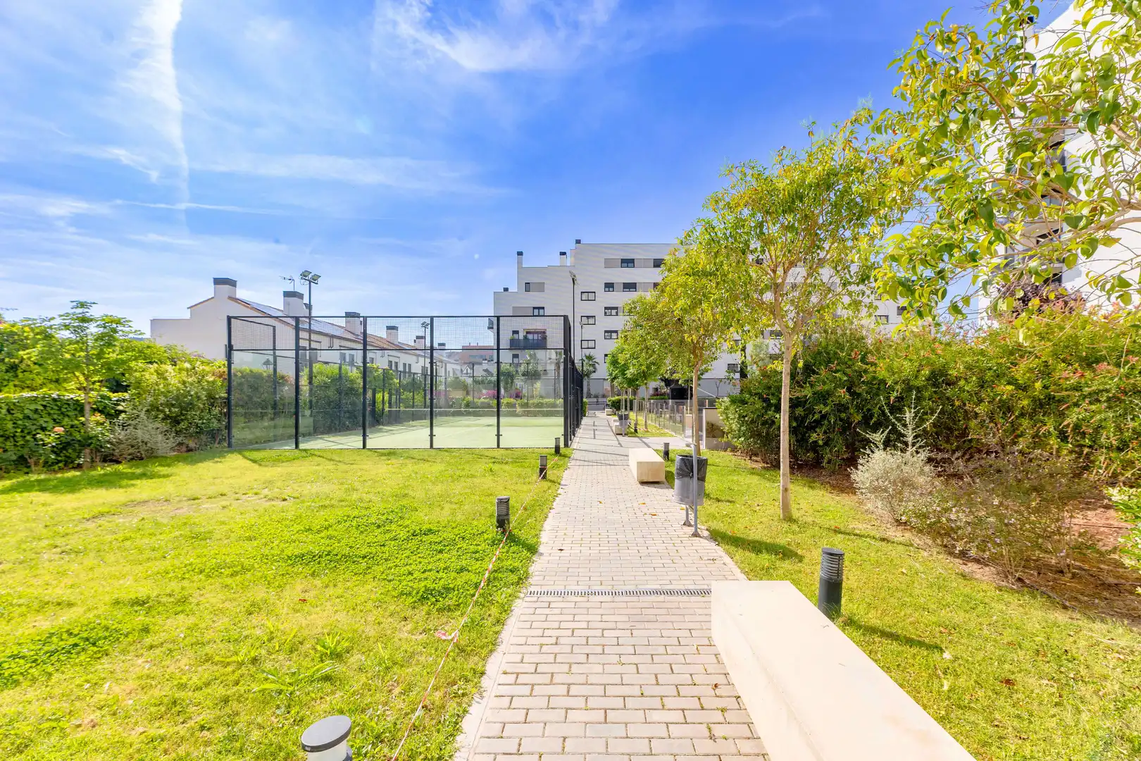 Terraza de Piso en venta en Valencia con Trastero, Piscina y Balcón
