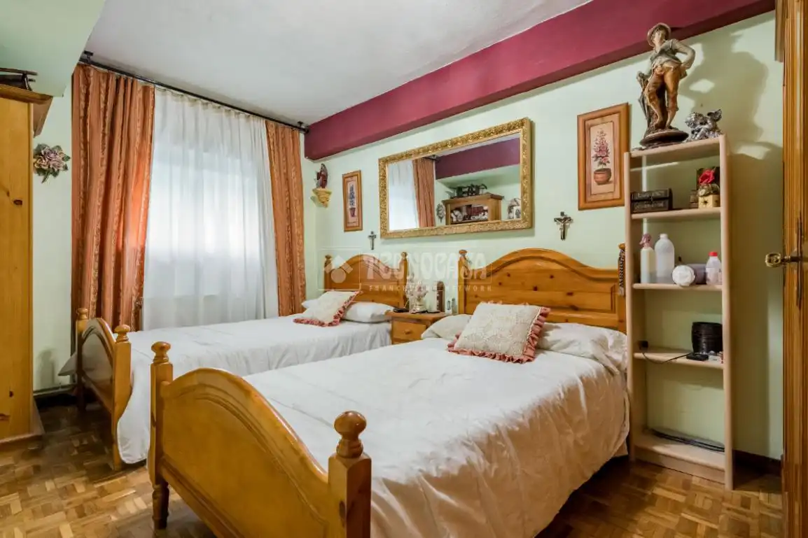 Habitación de Piso en venta en Madrid