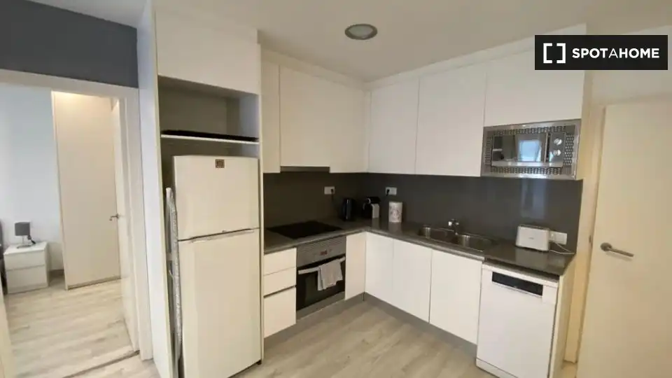 Appartamento con terrazza in affitto a Sarrià - Sant Gervasi, imagen 6