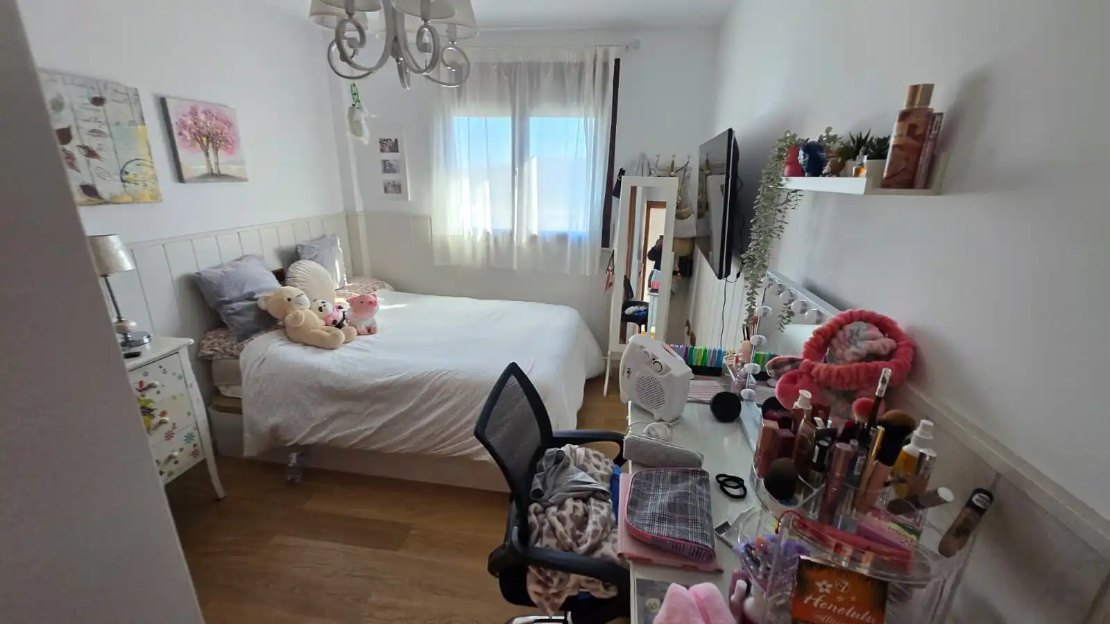 Habitación de Casa o chalet en venta en Alhaurín de la Torre con Aire acondicionado, Jardín privado y Terraza