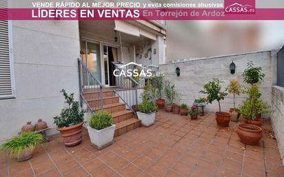 Vista exterior de Pis en venda en Torrejón de Ardoz amb Aire condicionat, Calefacció i Terrassa