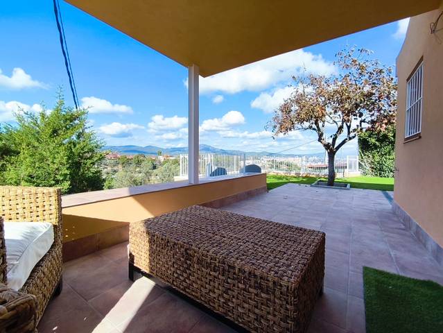 Casa-chalet en Venta en Les Martines