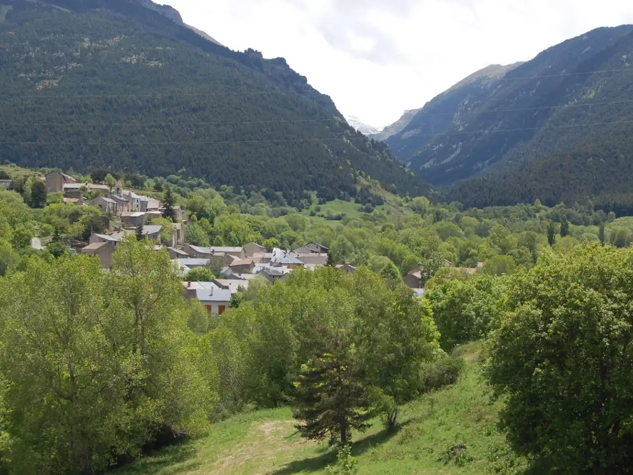 Adosado con jardín en alquiler en Avenue Avinguda de Cerdanya 1