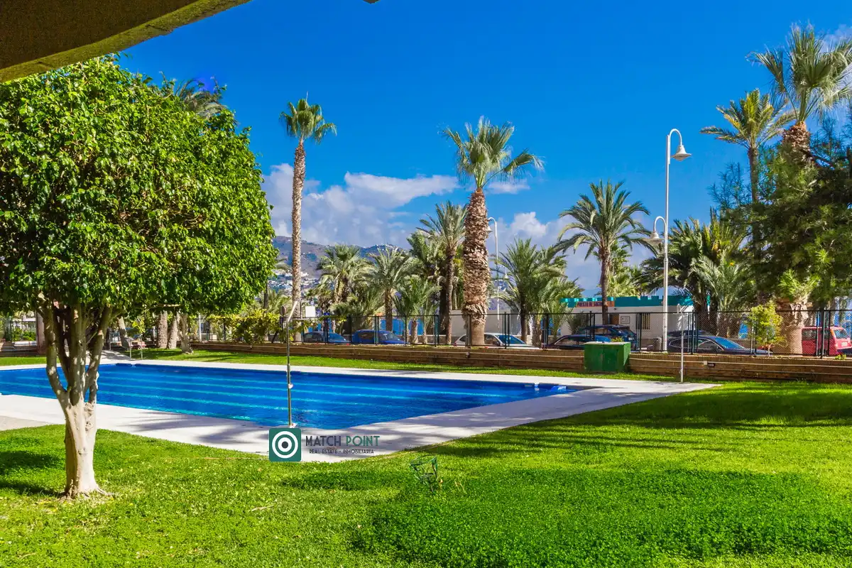 Swimming pool of Flat for sale in Almuñécar  with Furnished