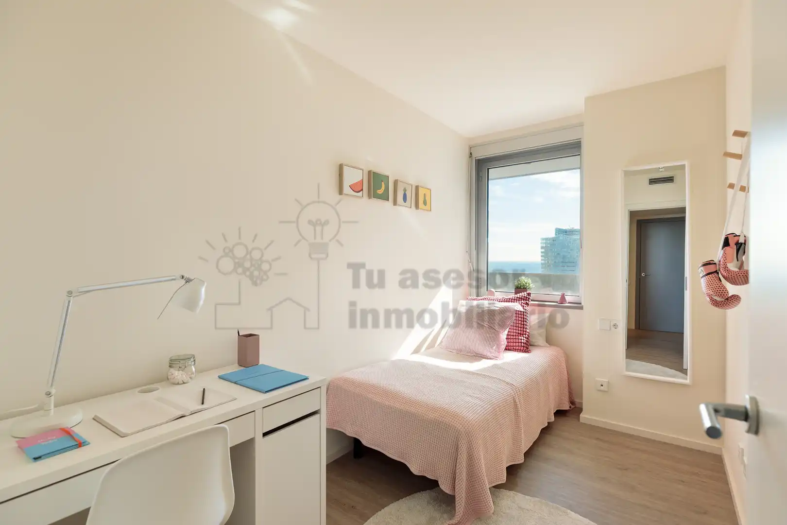 Habitación de Piso en venta en Barcelona con Aire acondicionado, Calefacción y Jardín privado