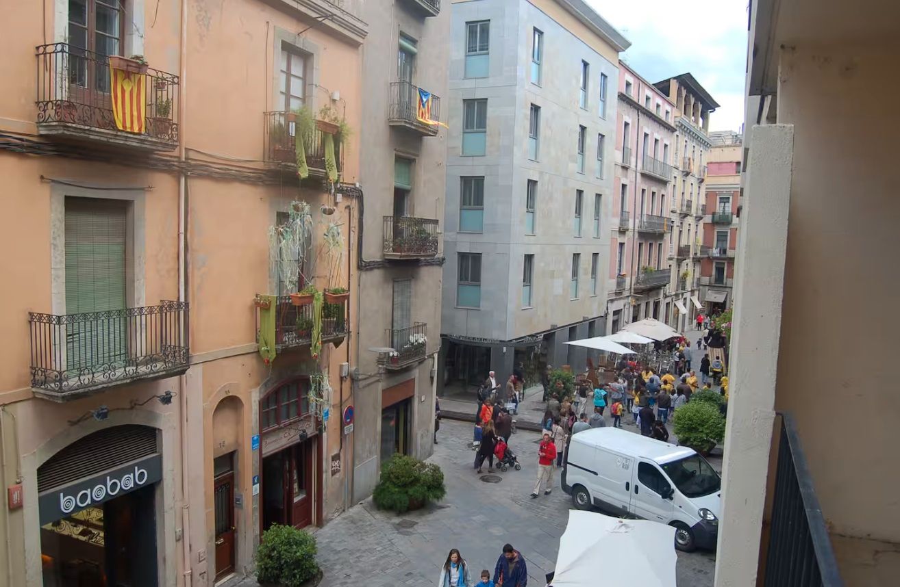 Vista exterior de Apartament de lloguer en Girona Capital amb Aire condicionat, Calefacció i Parquet