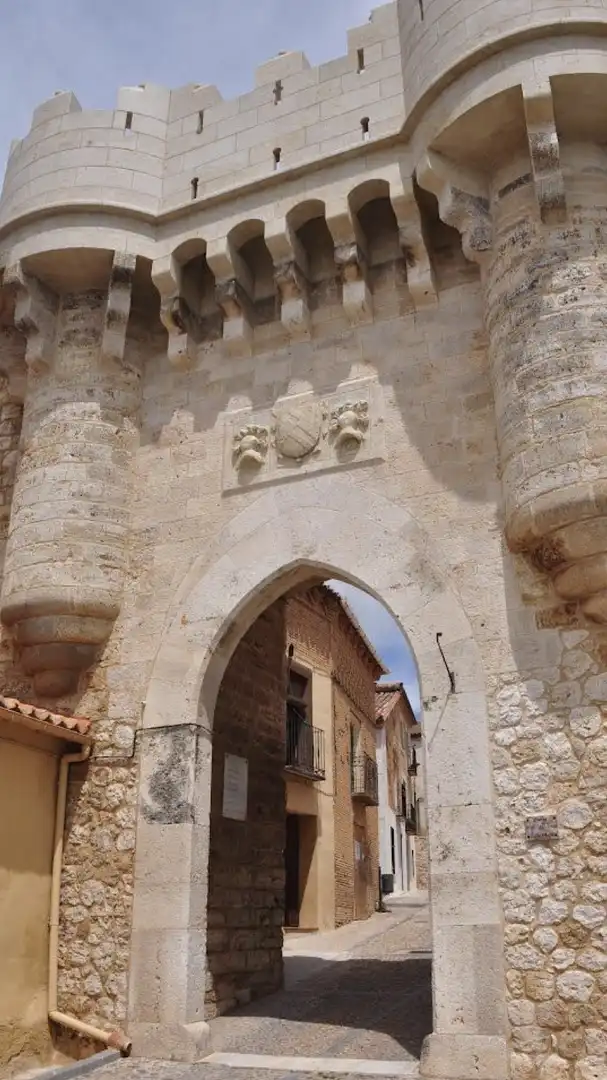 Casa adosada en venta en Hita