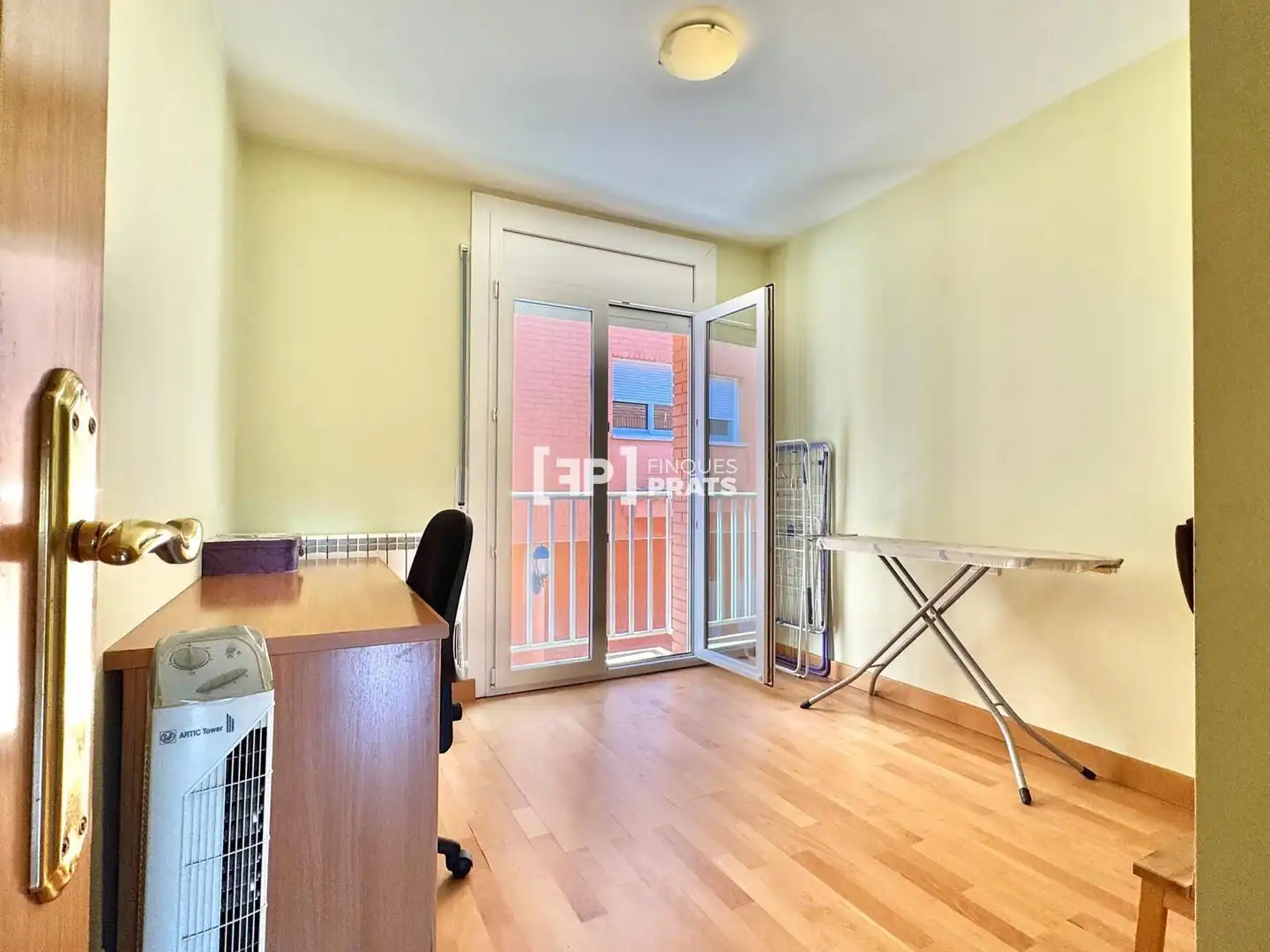 Habitación de Casa adosada en venta en Puigverd de Lleida con Aire acondicionado, Calefacción y Terraza