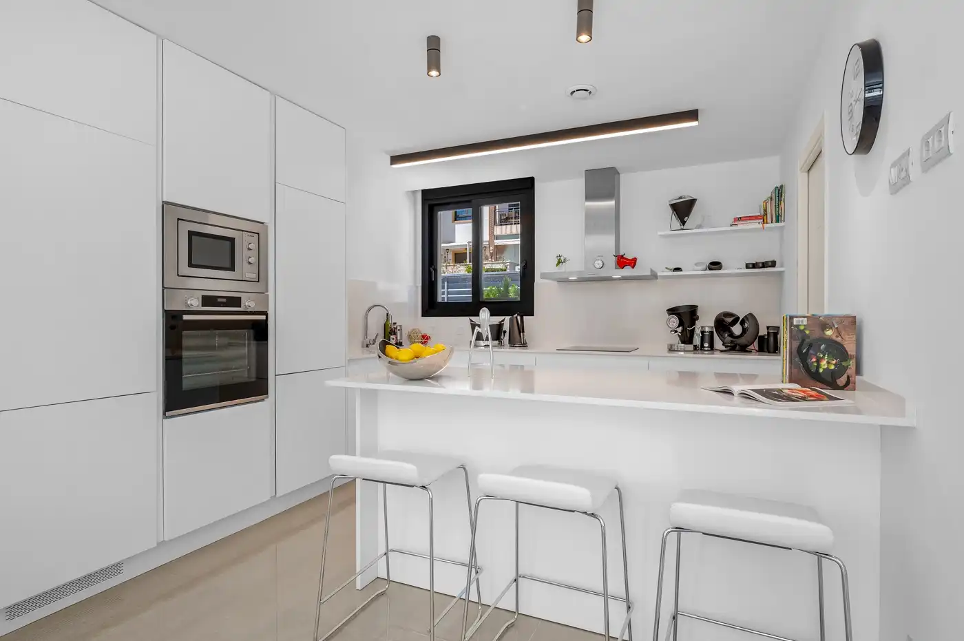 Cocina de Casa o chalet en venta en Guardamar del Segura con Calefacción, Jardín privado y Terraza