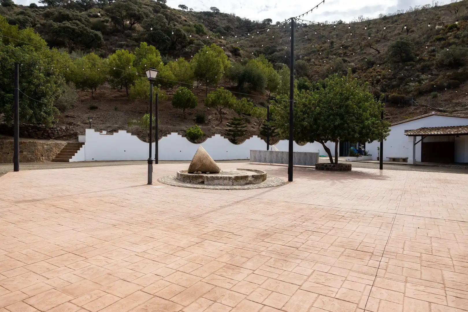 Vista exterior de Finca rústica en venda en Málaga amb Terrassa