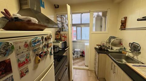 Foto 3 de Pis en venda a La Roureda, Barcelona