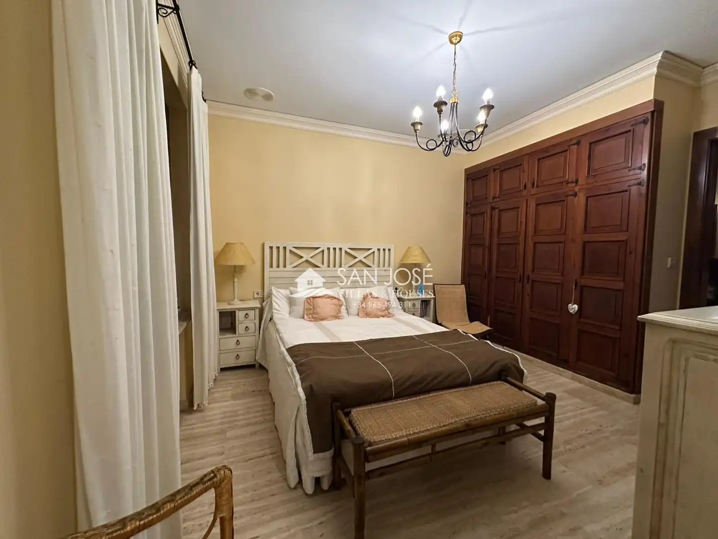 Habitación de Casa o chalet en venta en Novelda con Aire acondicionado, Calefacción y Jardín privado