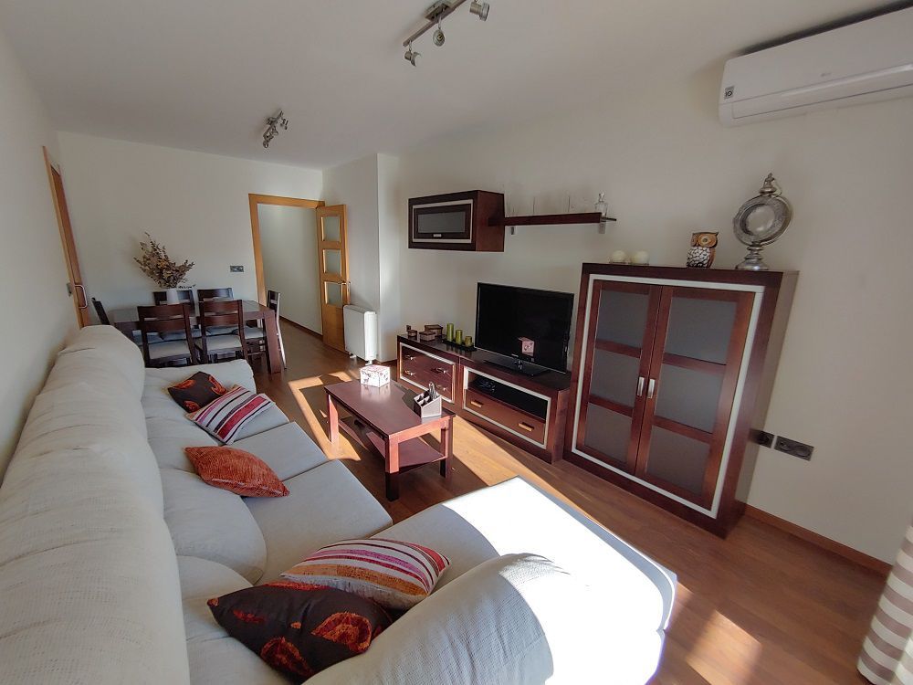 Wohnung zur Miete in CRUZ DE MAYO