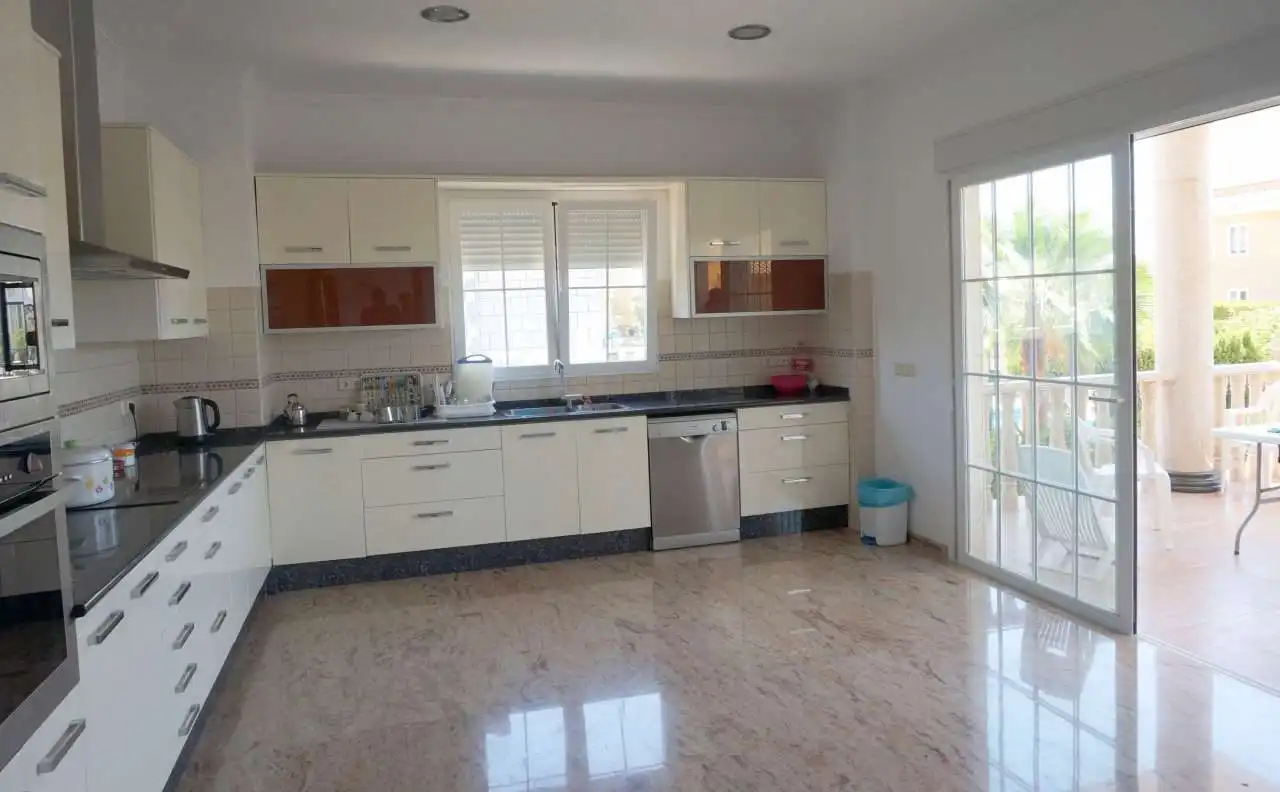 Casa o xalet en venda a Pueblo - Urbanizaciones